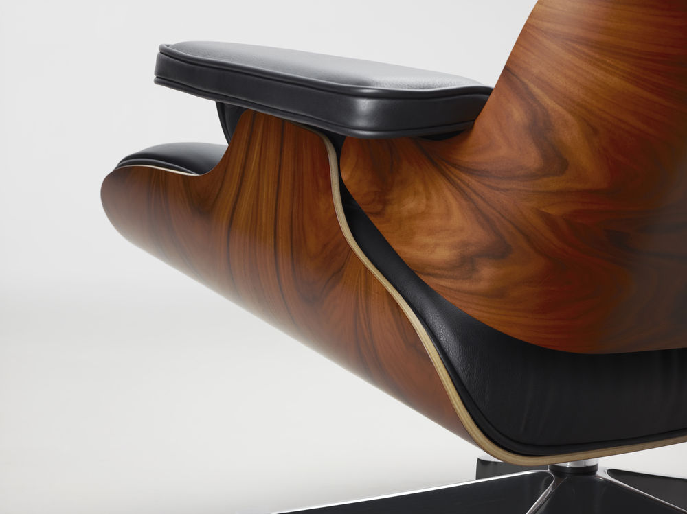 Der Eames Lounge Chair von Vitra feiert Geburtstag by Design Bestseller