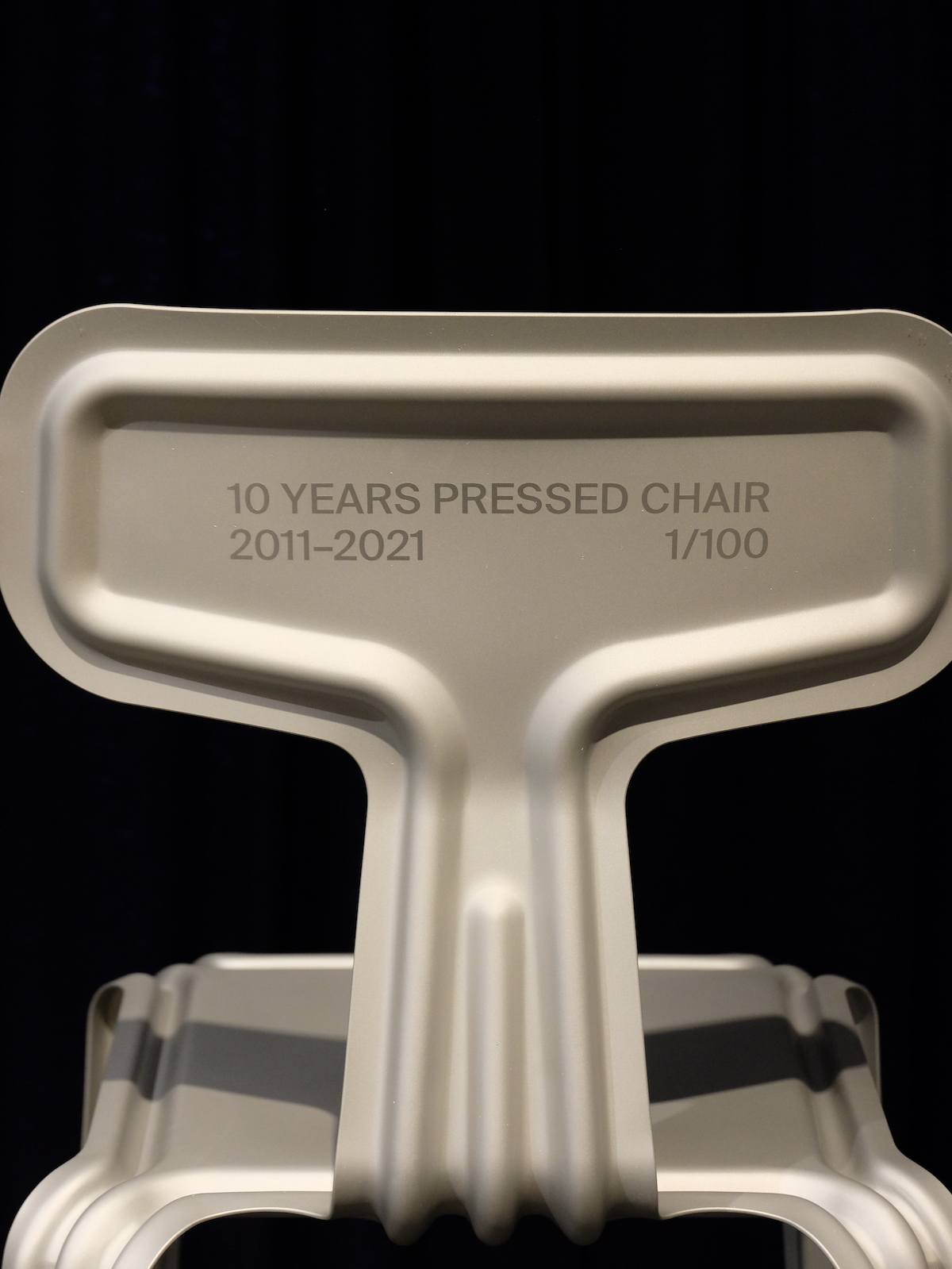 Im Moormann Showroom: 10 Jahren Pressed Chair auf der Spur